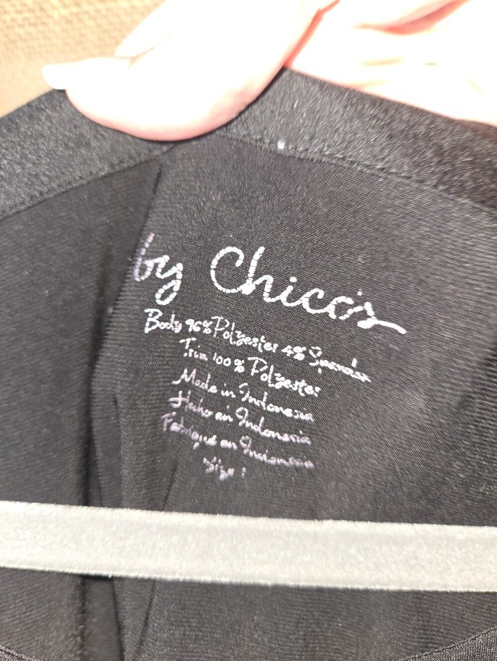 Chico's Black Asymmetric Short-Sleeve Women’s Top Side Slit See Measurements - Picture 4 of 10